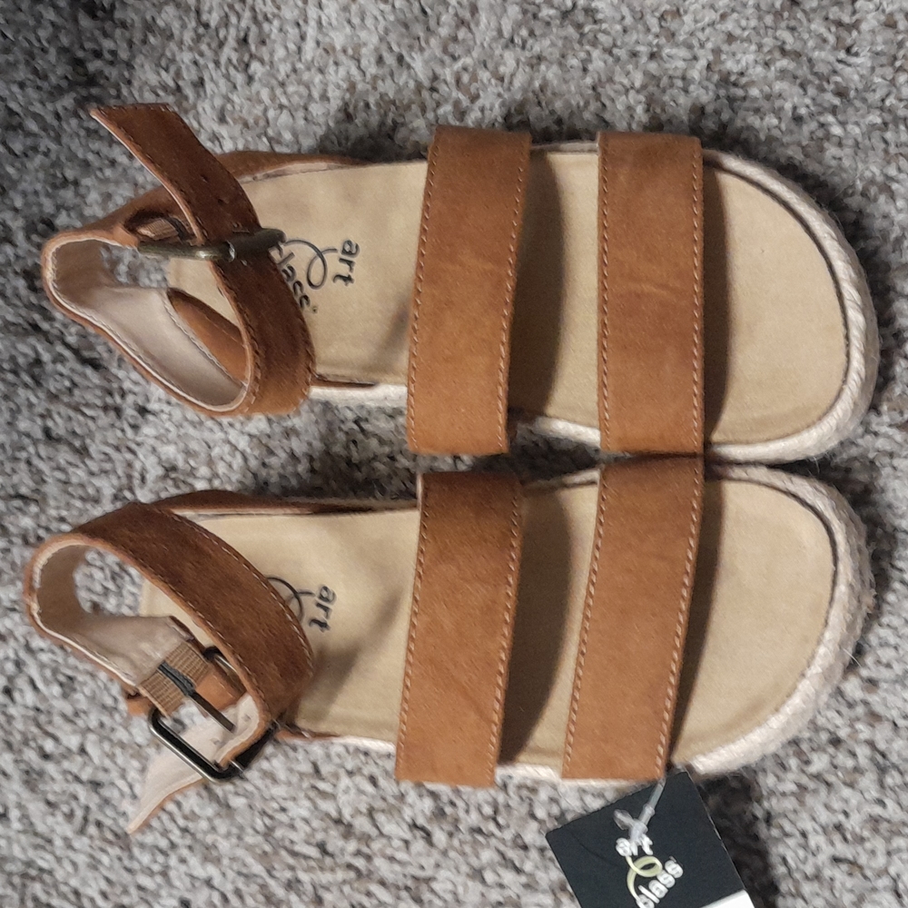 Art Class brown sandals size 13